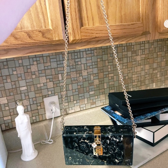 Authentic Dolce & Gabbana STUNNING Lace De Sara Chain Lock Box Bag - Picture 4 of 14